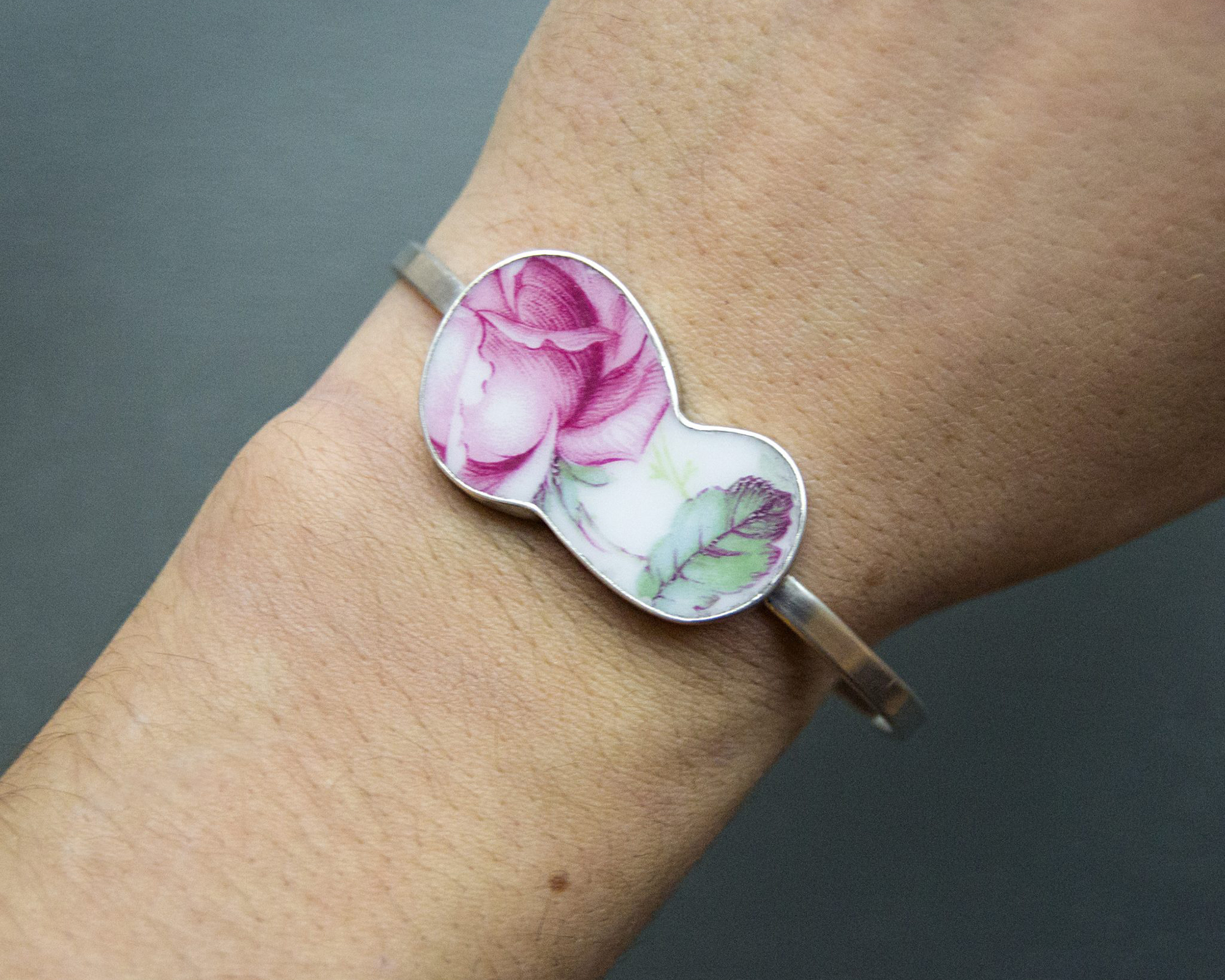 Rozenblaadjes Cuff