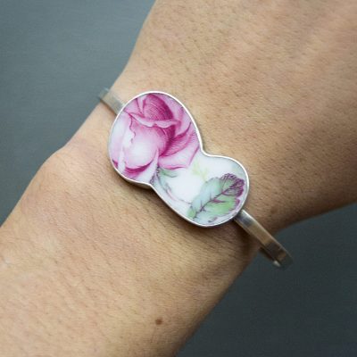 Rozenblaadjes Cuff